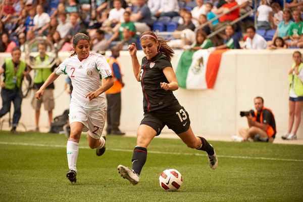 alex-morgan30.jpg